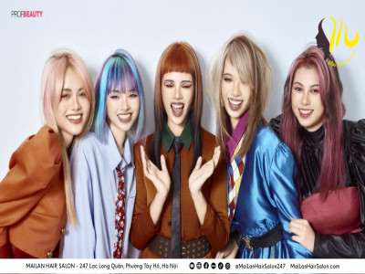 NTM Mai Lan tái hiện vòng quay thời trang qua BST Color Block – BALANCE